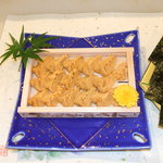 かつら浜 - 淡路の板うにです。