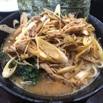 ラーメン 杉田家 - 再訪問 2018/09 ラーメン(並)+辛ネギチャーシュー (800円)