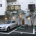 ウエスト青山ガーデン - 2018/09 久しぶり（3年ぶり）…よくクルマで通りかかって、いつも駐車場が満車であきらめたけど、今回は駐車場が空いていたので