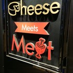 Cheese Meets Meat - 