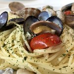 ナガタ店 - アサリと貝類のパスタ…1500円+大盛200円増し