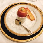 シュマンドール - 生ウニを乗せた地鶏卵のクレームブルイエわさびの香
                                