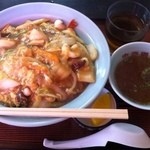 中華園 - 2011/8/30（火曜日）13時訪問 いつもの中華丼600円。いつもこればっかりf^_^;)