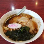 中華東陽一 - チャーシューワンタン麺(800円)