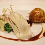 THE HIRAMATSU HOTELS&RESORTS - 熱海で獲れた猪のパテアンクルート　ロース肉とサボイキャベツのカルボナーラ　ソース・グランヴヌール