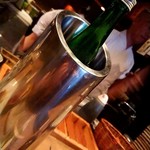 鳥よし - ボトルケース