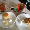 The Lord's Cafe - 料理写真:左はクリームスコーンRM2.80、右はストロベリーフルーツスコーンRM3.00、BOH TEAなど紅茶2種類も各RM3.00