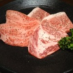 焼肉おくう - 