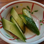 蕎麦切り あなざわ - 胡瓜。