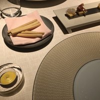 ベージュ アラン・デュカス 東京 - 