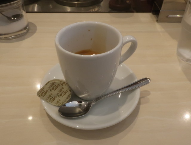 コーヒーカラーズ 青森新町八甲通り店（COFFEE COLORS） - 青森（カフェ）の写真