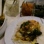インド式 チャオカリー - ベーコンエッグ野菜ほうれん草カレー