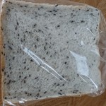 ゴマ食パン