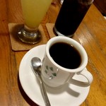 風の森 - レモンスカッシュ・アイスコーヒー・深煎りブレンド