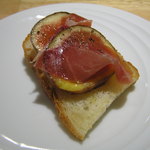レストラン メルキュール - 無花果のタルティーヌ