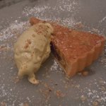 ア ミオ アージョ - くるみのタルト＆　ピスタチオのジェラート