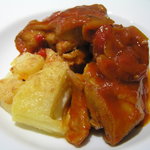 レストラン メルキュール - 鶏もも肉のバスク風煮込み