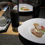 レストラン メルキュール - アイス珈琲＆本日のデザート