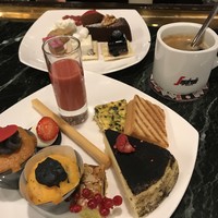 ロビーラウンジ 「マーブルラウンジ」 ヒルトン東京 - 
