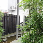 天然うなぎ しま村 - エントランス