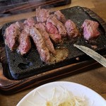 Yappari Steak 7th Tomigusuku Ten