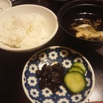 宇奈月国際ホテル - 白飯、ハリハリ漬けなど