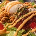 Okinawa Izakaya Paradaisu - パラダヰスの〆の一品
      パラダヰス流タコライス‼
      野菜もたっぷり取れるさぁ〜
      