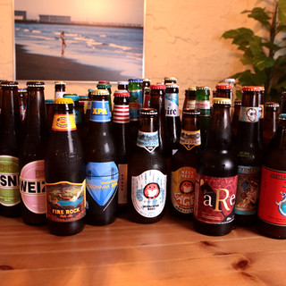 約4０種類以上を取り揃え！世界のクラフトビールを思う存分に！