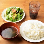 [3 to 9 years old] Children's self-bar set (salad, rice, soup, drink)