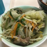 お食事処 波布 - 小鉢に移した野菜