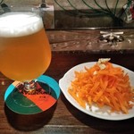 ブラッセルズビアプロジェクト新宿 - [料理] グラスBeer & 人参のラペ 