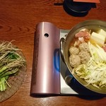 お酒が原価で飲める居酒屋 とん仙 - せり鍋