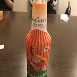ピッツェリア ダ ジョルジオ - オレンジソーダ¥300
            レモネード¥400くらいも同じような瓶。
            ブラッドオレンジ¥500は、ワイングラスのようなものに注いであります。