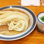 手打ちうどん 上を向いて - 