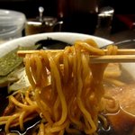 肉そば総本山神保町けいすけ - 肉そば 極み（醤油）　麺