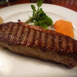 ボビノ - ☆肉厚でボリューミーなステーキですね(#^.^#)☆