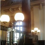 Cafe 1894 - 右側にはウェイティングスペースも