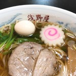 浅野屋 - 青菜・うずら・なると・チャーシュー・メンマ