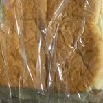 明治屋 - このパンに載せて食べろと下さったがパンだけが先に食べ終わってしまった！