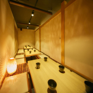 A private room with a Japanese atmosphere that can accommodate from 2 to 30 people.