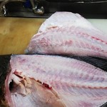 Sushi Bar にぎりて - 