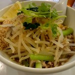 ソウルフードバンコク - タイ油そば(中華麺)￥961-