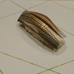 鮨 竜介 - こはだ