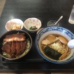 ラーメンまりちゃん - ソースカツ丼の半ラーメン