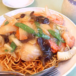 五目あんかけ焼きソバ