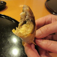 懐石料理 はし本 - 子持ち鮎　断面写真　卵がびっしり入ってます！