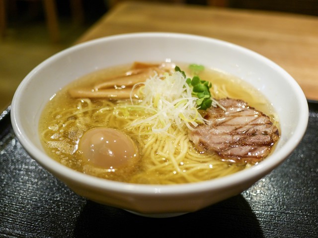 麵屋ふぅふぅ亭 塩ラーメン 神楽坂店>