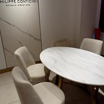 フィリップ・コンティチーニ - テーブル席