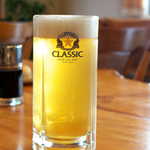 十勝岳温泉 湯元 凌雲閣 - 生ビール・サッポロクラシック（中ジョッキ￥600）。風呂上がりの一杯！