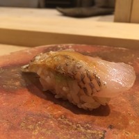寿司処 しん - のどぐろの昆布締め握り